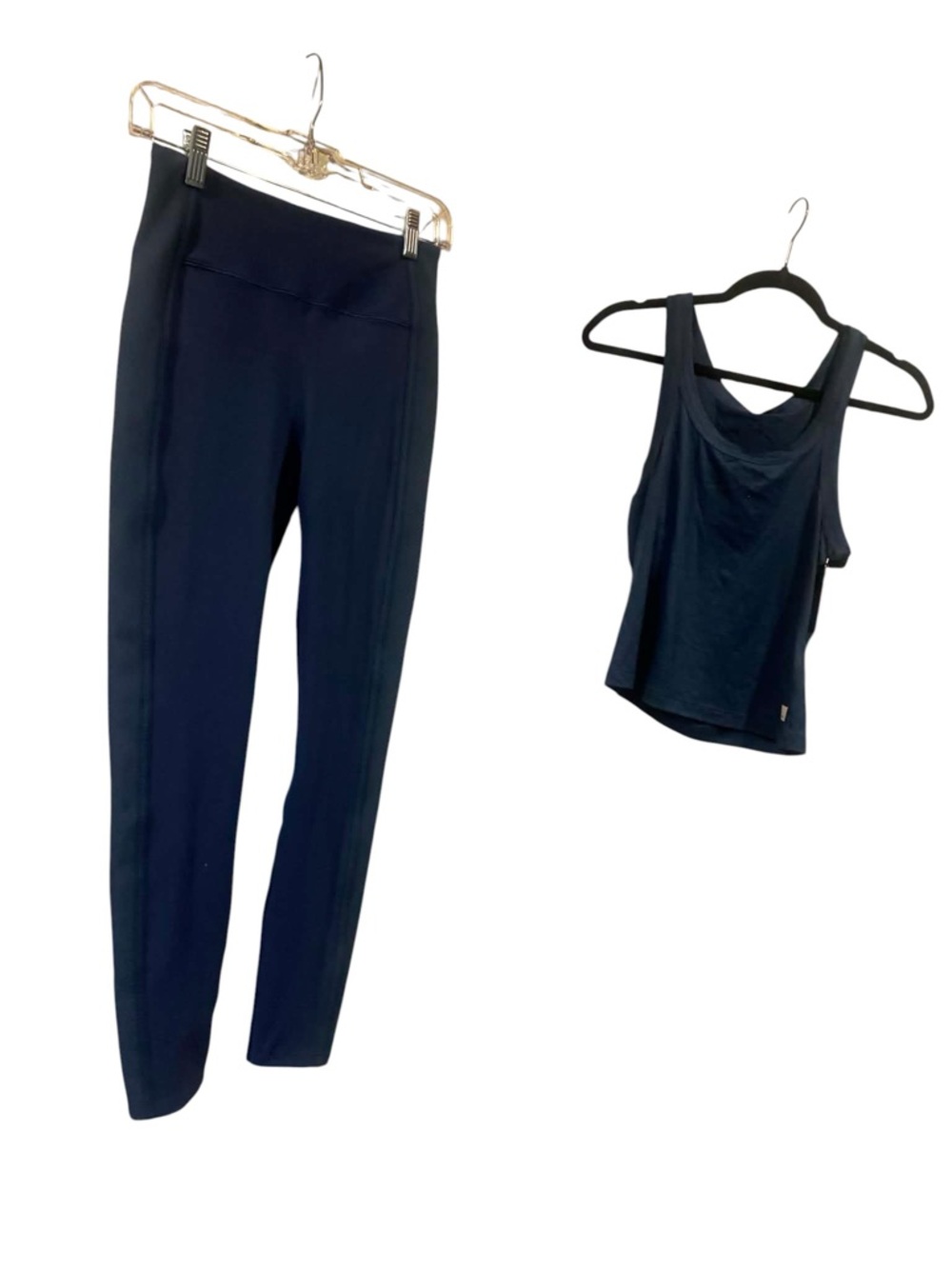 NWT Vuori Skyline Legging and Energy Racerback Tank Set BLUE COAST size Medium - Picture 1 of 5